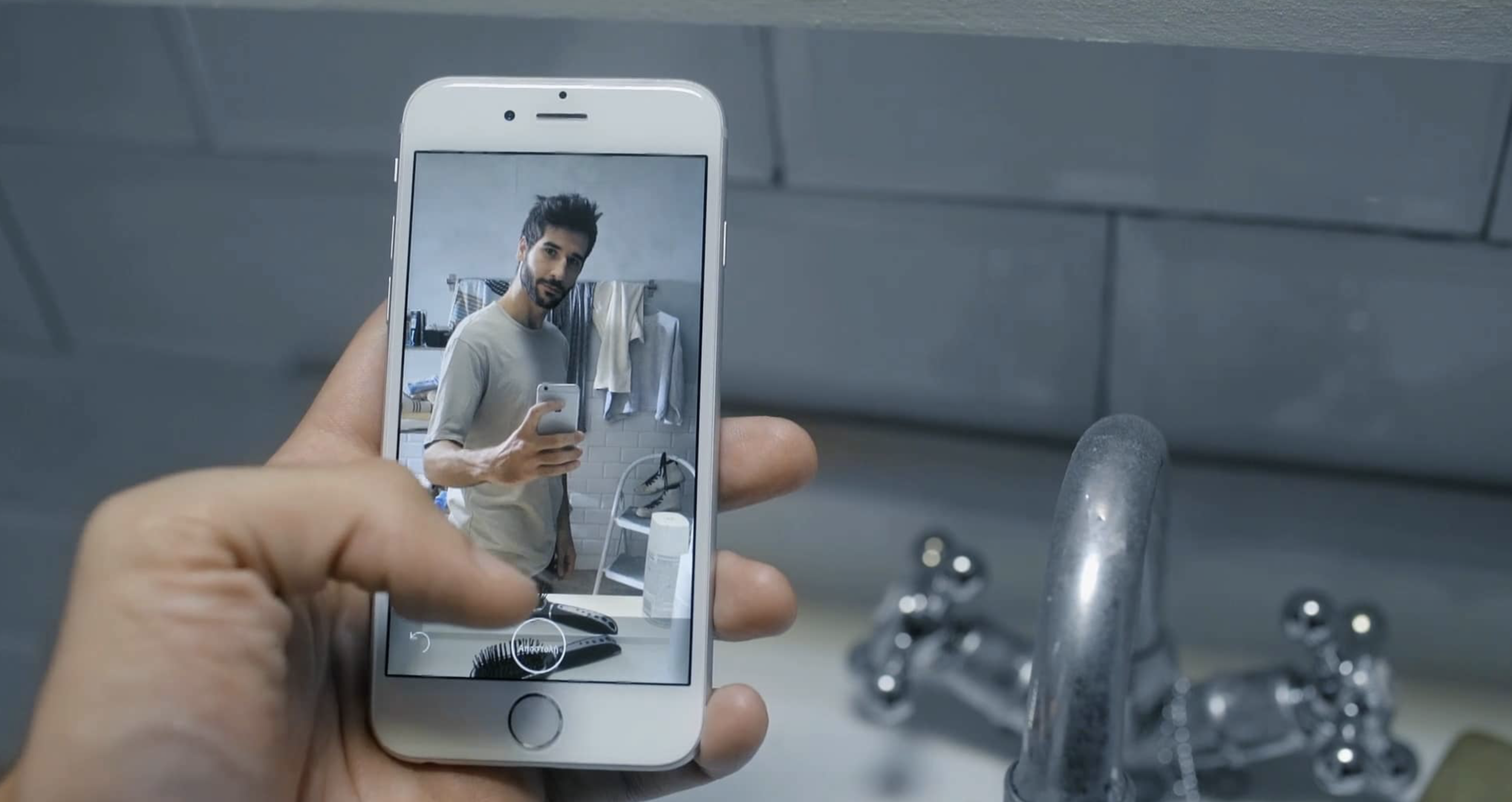 AXE Instagroom Live